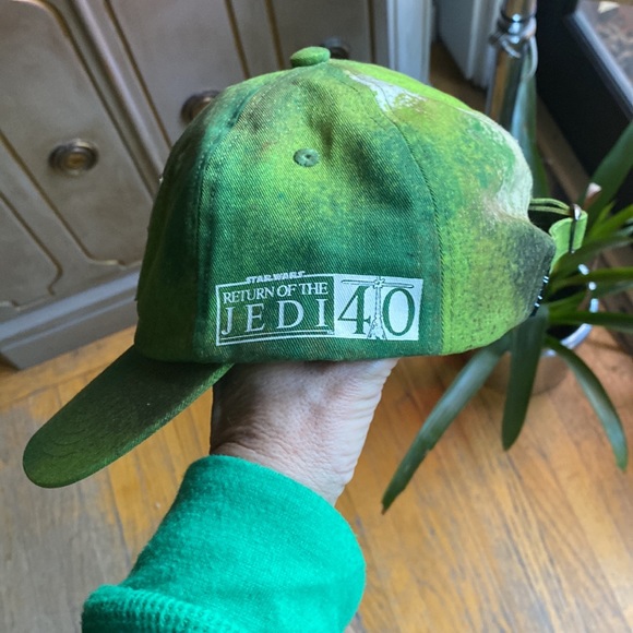 Disney/Hershel Return of the Jedi 40th anniversary cap - Picture 2 of 3